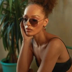 LINDA FARROW (U.K.) Alma Aviator Sunglasses In Yellow Gold