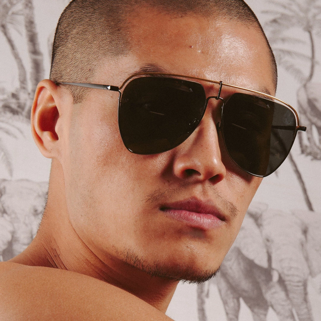 LINDA FARROW (U.K.) Alma Aviator Sunglasses In Nickel (Men's) 3 LINDA FARROW (U.K.) Alma Aviator Sunglasses In Nickel (Men's)