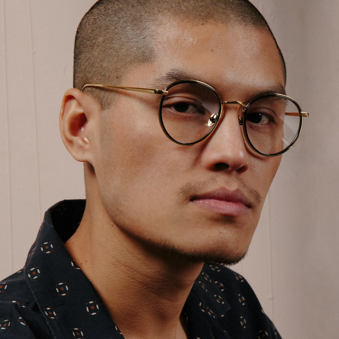 LINDA FARROW (U.K.) Comer Optical Oval Frame In Yellow Gold Women's 2 LINDA FARROW (U.K.) Comer Optical Oval Frame In Yellow Gold Women's