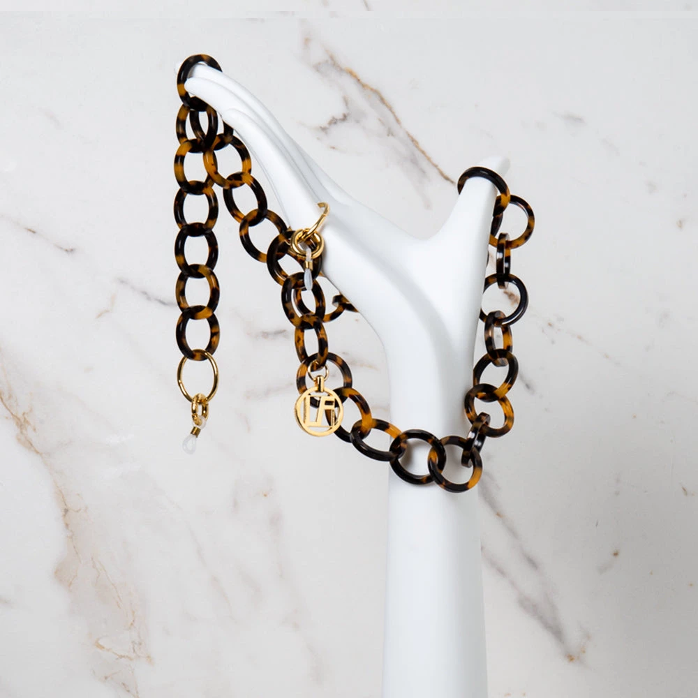 Linda Farrow Tortoiseshell Round Link Acetate Chain Accessories 1 Linda Farrow Tortoiseshell Round Link Acetate Chain Accessories