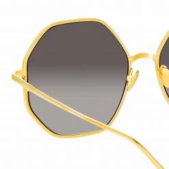 LINDA FARROW (U.K.) Leif Oversized Sunglasses In Yellow Gold And Black Women's 8 LINDA FARROW (U.K.) Leif Oversized Sunglasses In Yellow Gold And Black Women's