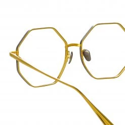 LINDA FARROW (U.K.) The LINDA FARROW Spring/Summer '22 Collection Lianas Hexagon Optical Frame In Yellow Gold 7 LINDA FARROW (U.K.) The LINDA FARROW Spring/Summer '22 Collection Lianas Hexagon Optical Frame In Yellow Gold