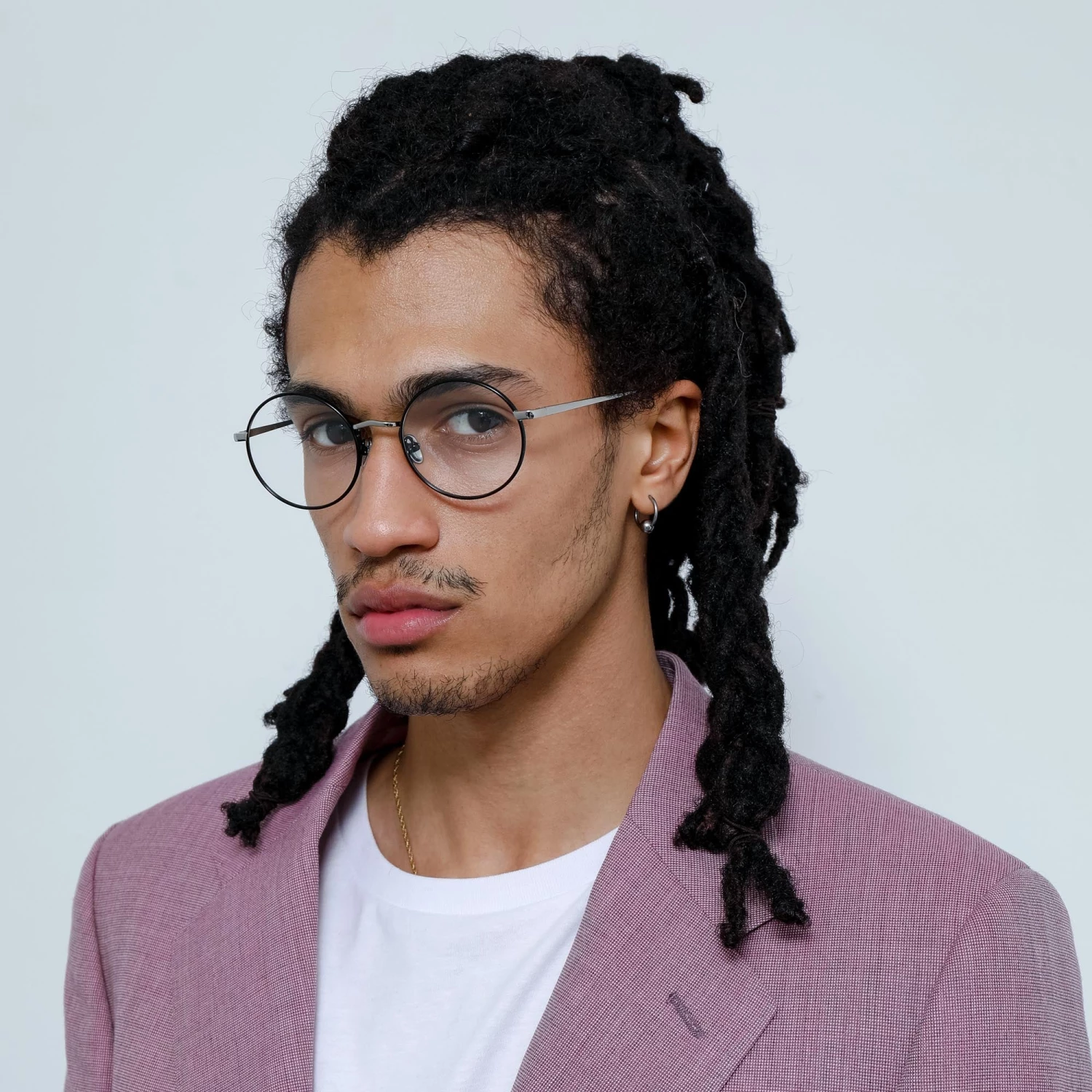 LINDA FARROW UK The Harrison | Men's Oval Optical Frame In Black And White Gold (C4) The CORE Optical Collection 2 LINDA FARROW UK The Harrison | Men's Oval Optical Frame In Black And White Gold (C4) The CORE Optical Collection