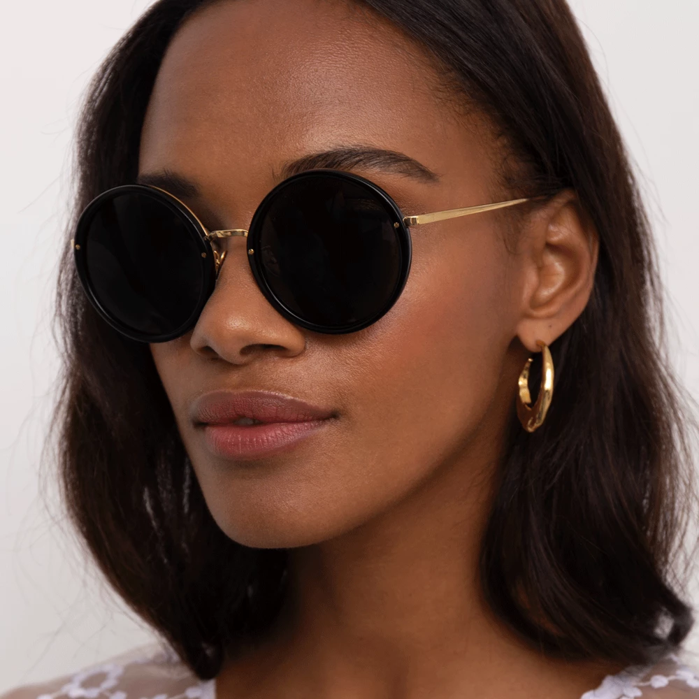 Linda Farrow The Tracy | Round Sunglasses In Black Frame (C11) 3 Linda Farrow The Tracy | Round Sunglasses In Black Frame (C11)