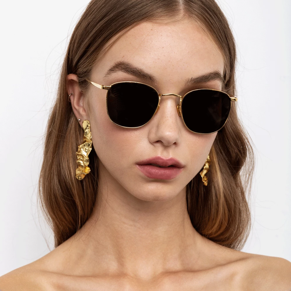 Linda Farrow Women's Simon Square Sunglasses In Yellow Gold 2 Linda Farrow Women's Simon Square Sunglasses In Yellow Gold
