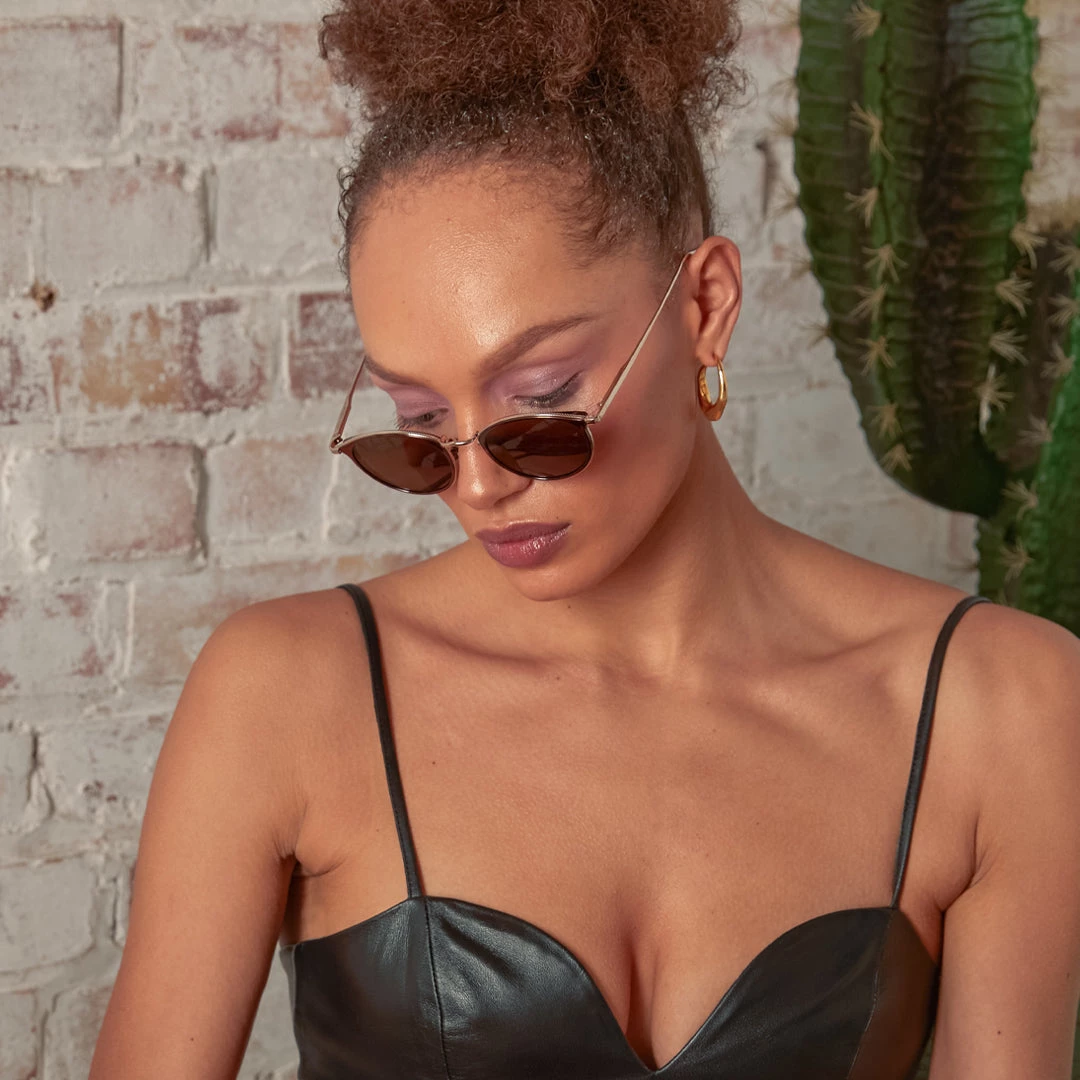 LINDA FARROW (U.K.) Luis Oval Sunglasses In Light Gold And Brown 2 LINDA FARROW (U.K.) Luis Oval Sunglasses In Light Gold And Brown