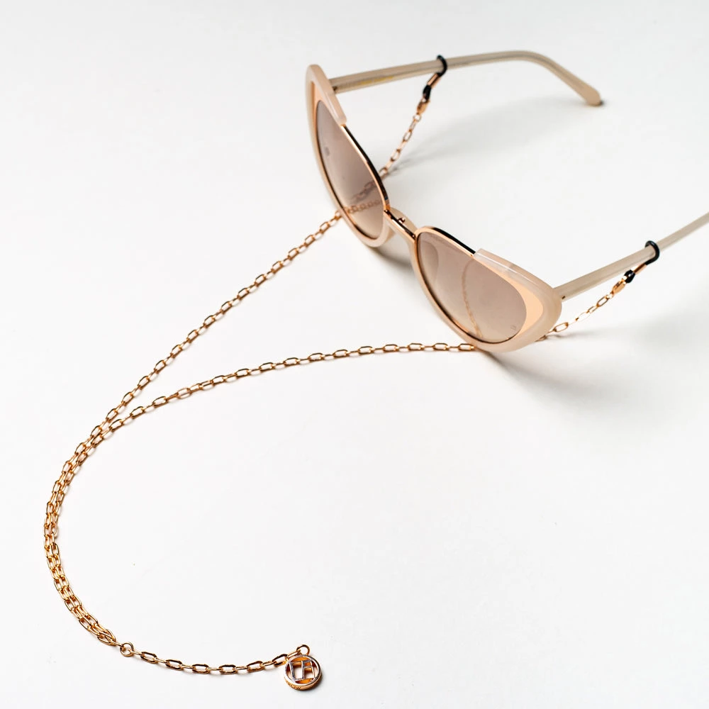 Linda Farrow 1 C1 Fine Chain 2 Linda Farrow 1 C1 Fine Chain